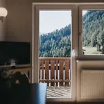 شقة فندقية Haus Bellevue