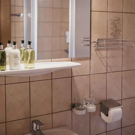 Haus Bellevue Apartmanhotel Serfaus