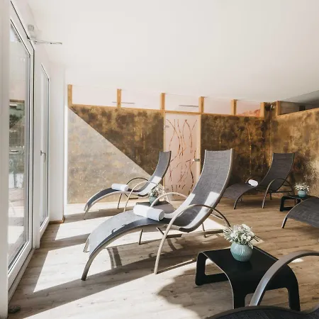 Haus Bellevue 3* سيرفاوس