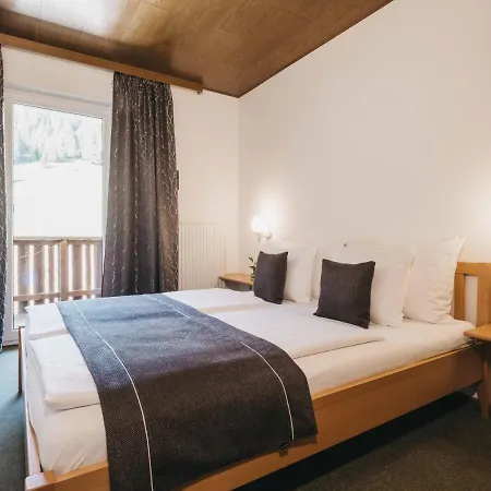 Haus Bellevue 3*