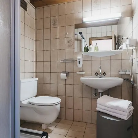 Haus Bellevue アパートホテル 3*